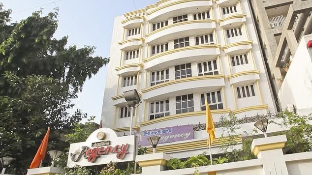 Hotel Regency Jamnagar Bagian luar foto